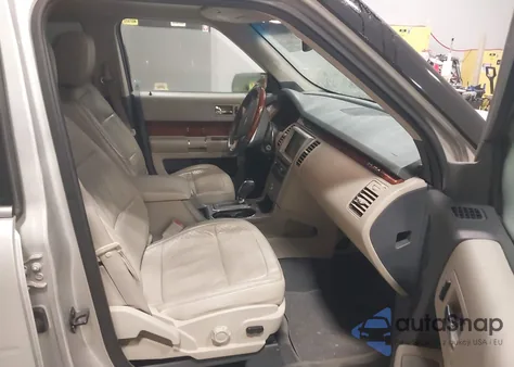 2009 Ford Flex Limited из США, поврежденный, VIN 2FMDK53C49BA06244